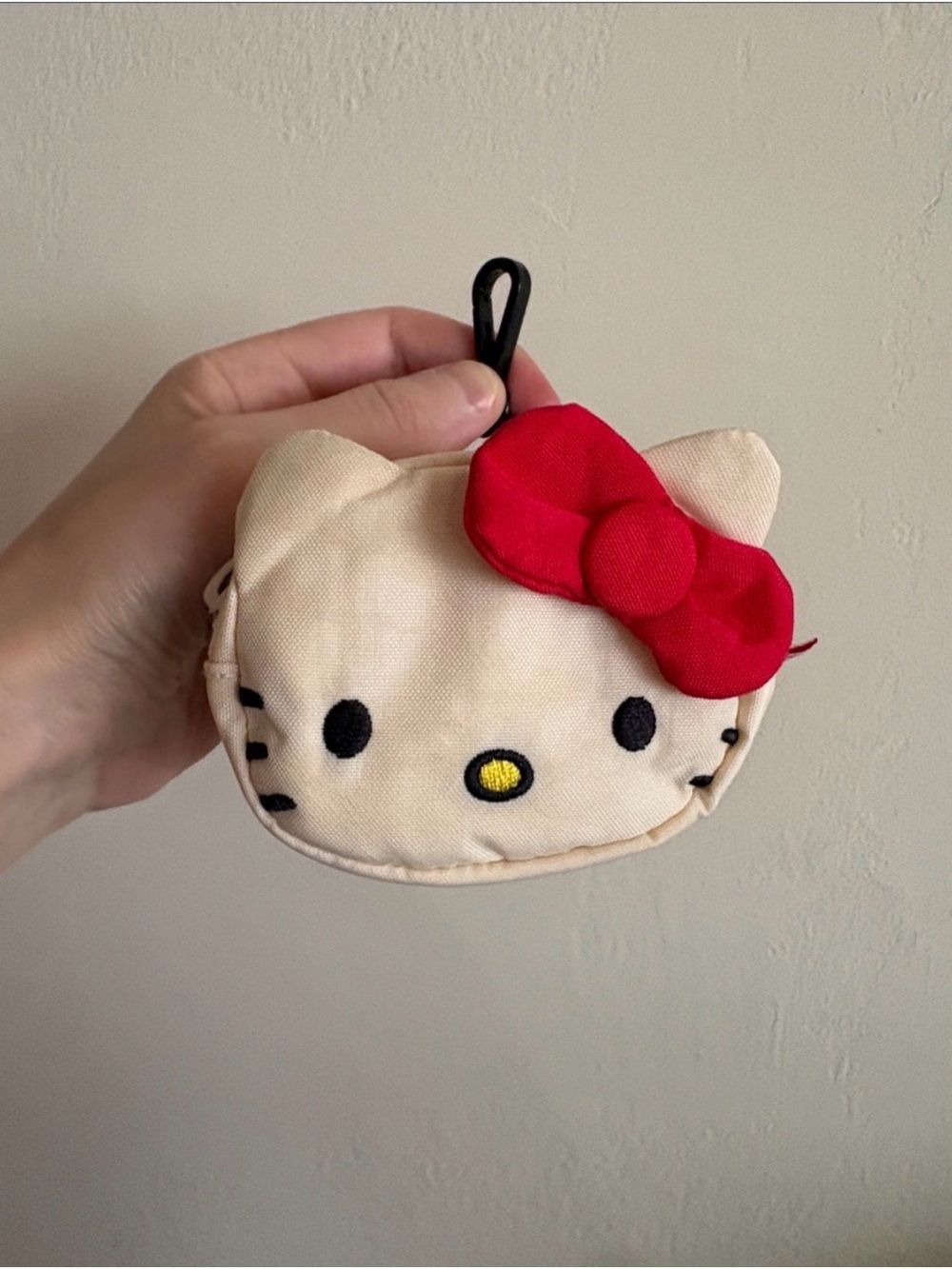 Baggu x Hello Kitty Zipper Pouch Bag Charm with Attachment Clip